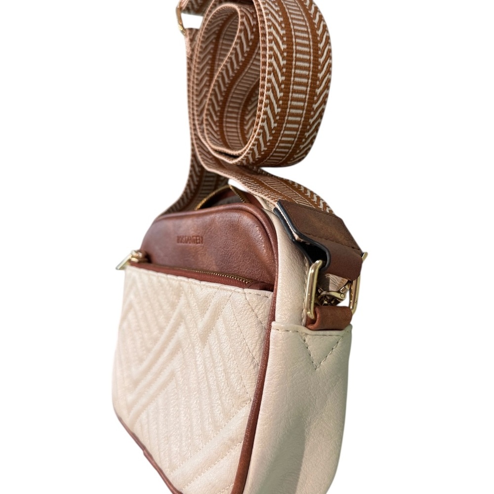 Crossbody Quilted Cream and Brown Bag‎ Adjustable Strap - Picture 4 of 7